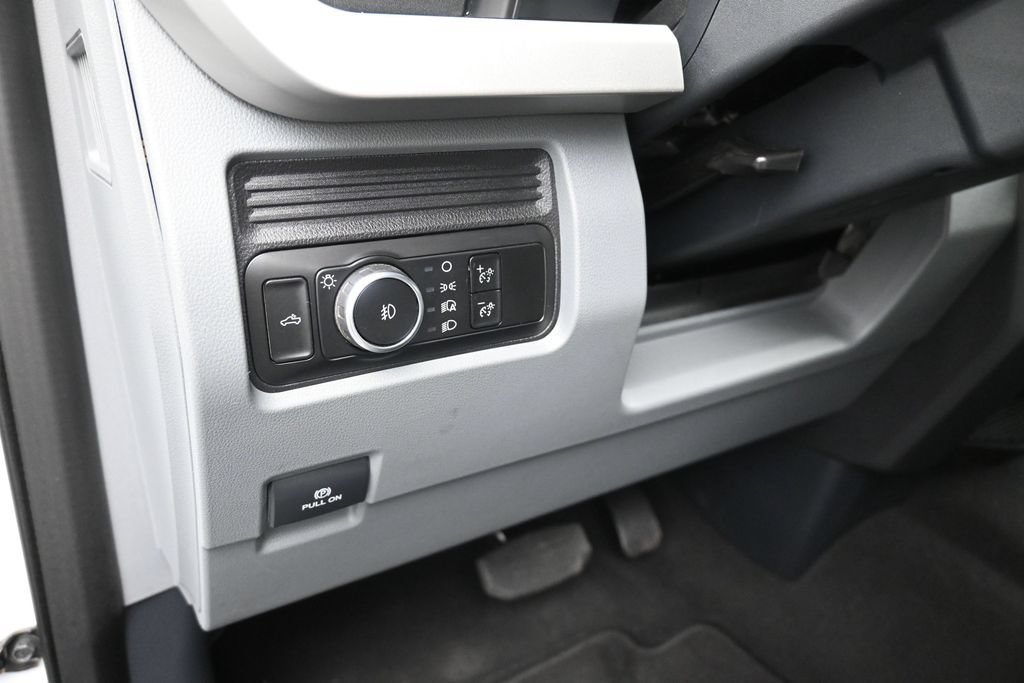 Certified 2025 Ford F250 XLT AWD/4WD image 13