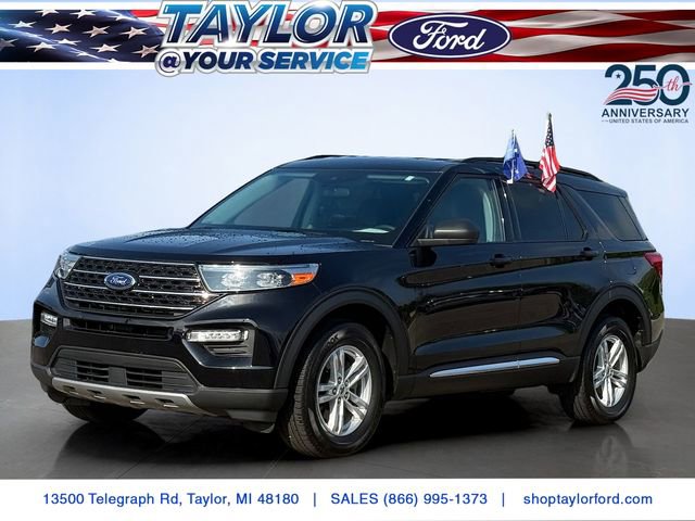 Certified 2024 Ford Explorer XLT w/ Equipment Group 202A