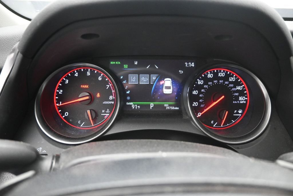Used 2021 Toyota Camry XSE FWD image 3