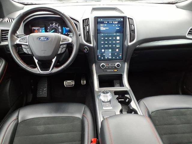 Certified 2022 Ford Edge ST-Line image 10
