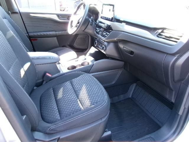 Certified 2023 Ford Escape Active AWD/4WD image 4