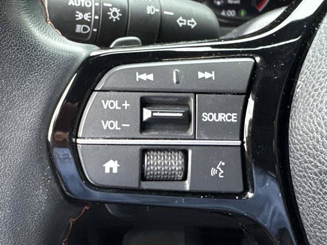 Used 2023 Honda Pilot Sport image 27