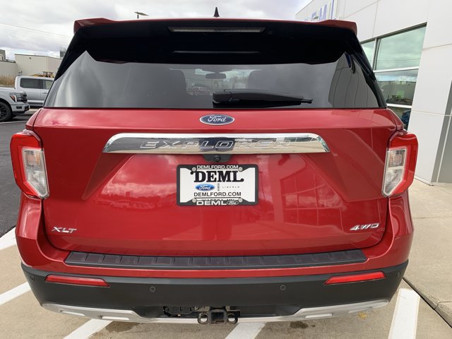 Certified 2021 Ford Explorer XLT w/ Equipment Group 202A AWD/4WD image 7