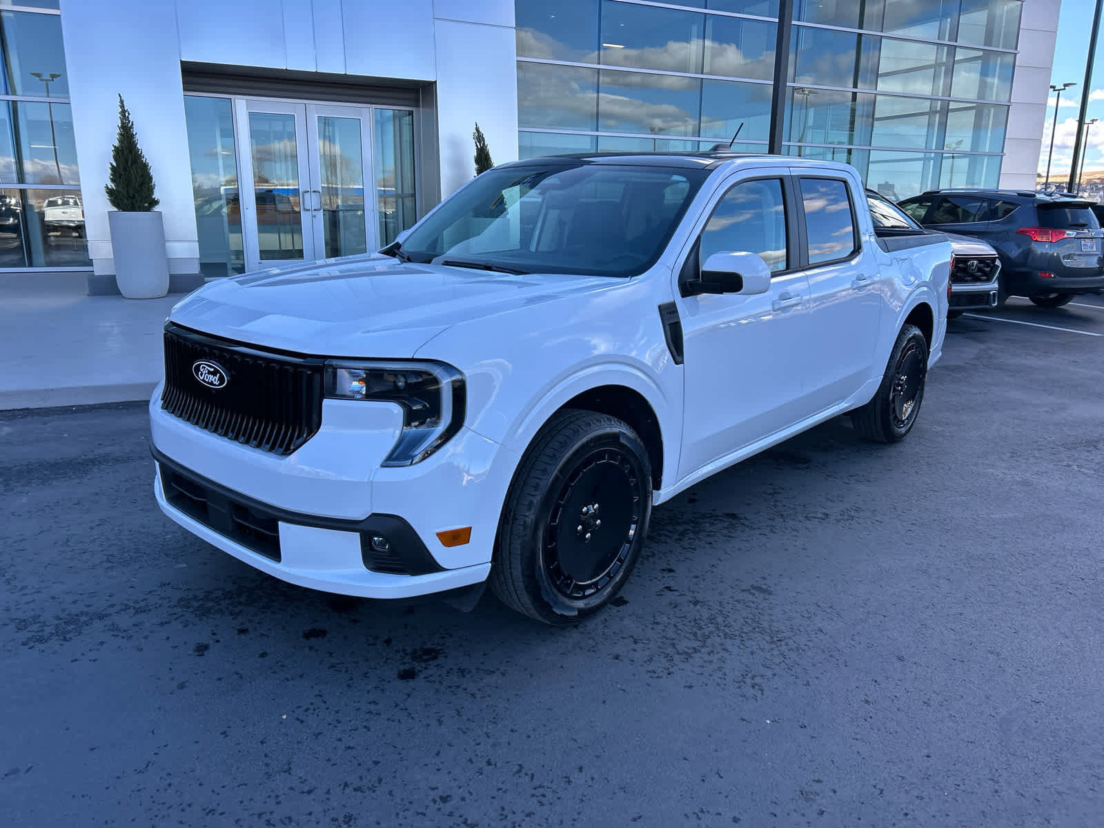 Certified 2025 Ford Maverick Lobo image 2