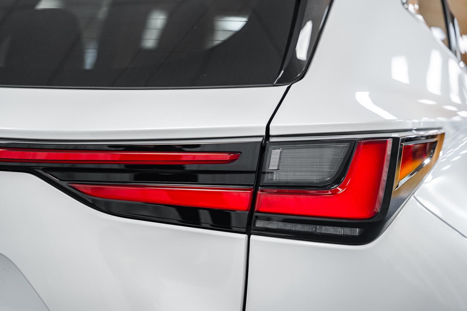 Used 2022 Lexus NX 350h AWD image 18