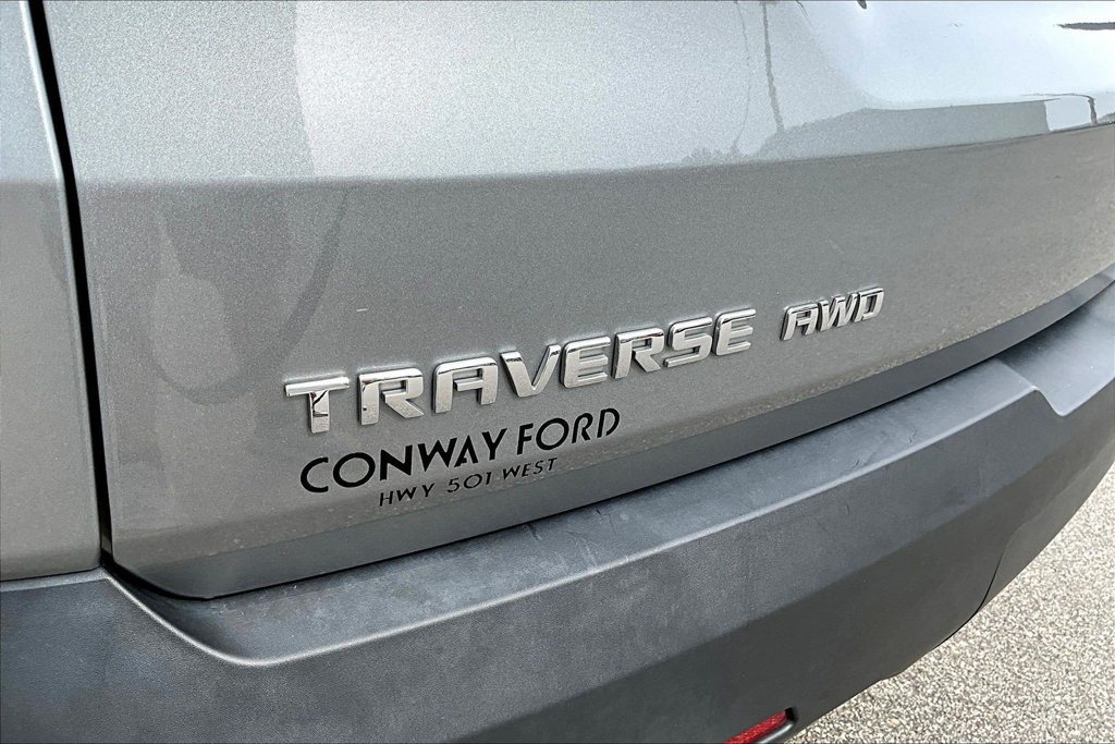 Used 2023 Chevrolet Traverse LT w/ LPO, Cargo Package AWD/4WD image 26