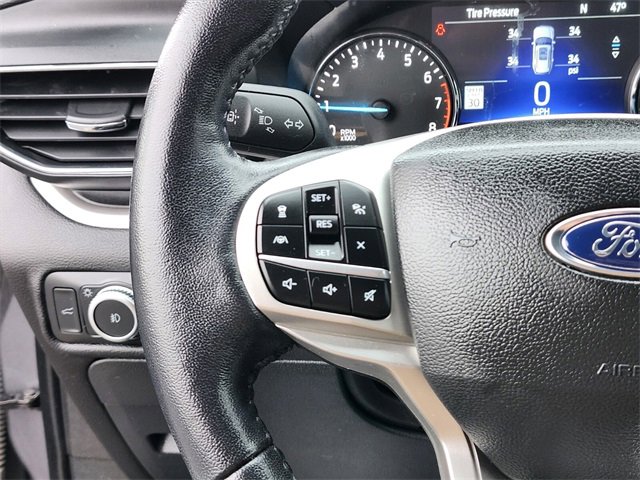 Certified 2022 Ford Explorer XLT w/ Equipment Group 202A image 30