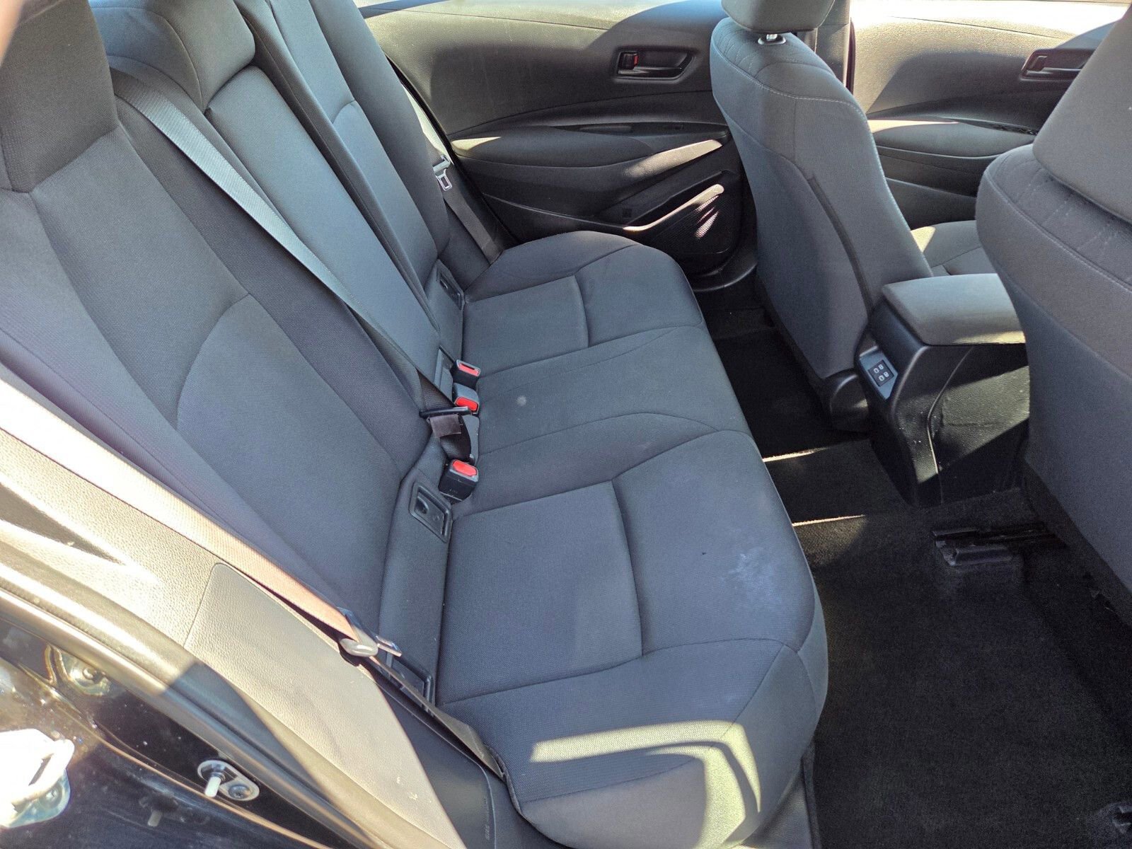 Used 2023 Toyota Corolla LE FWD image 14