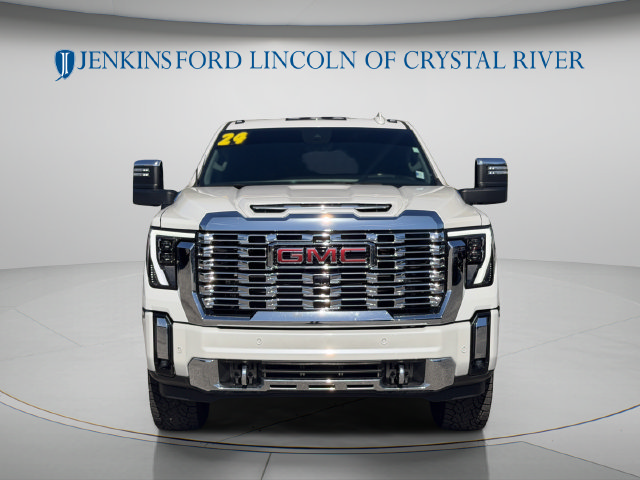 Used 2024 GMC Sierra 3500 Denali w/ Denali Reserve Package AWD/4WD image 13