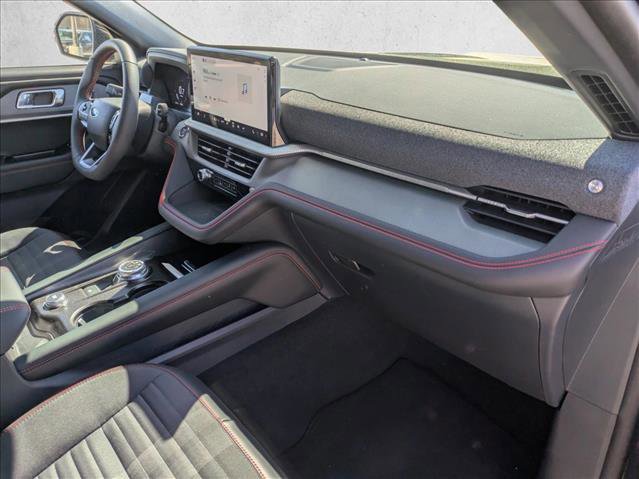 Certified 2025 Ford Explorer ST-Line image 19