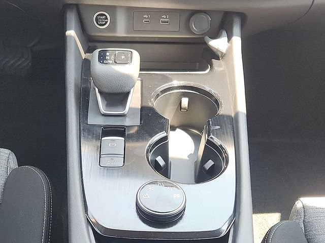 Used 2023 Nissan Rogue SV AWD/4WD image 18