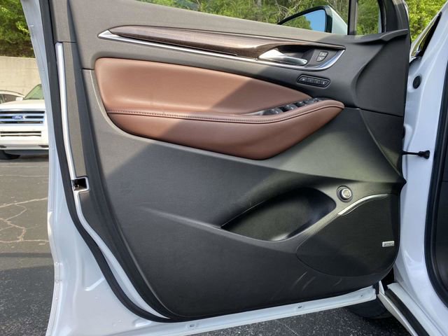 Used 2021 Buick Enclave Avenir w/ Avenir Technology Package image 22