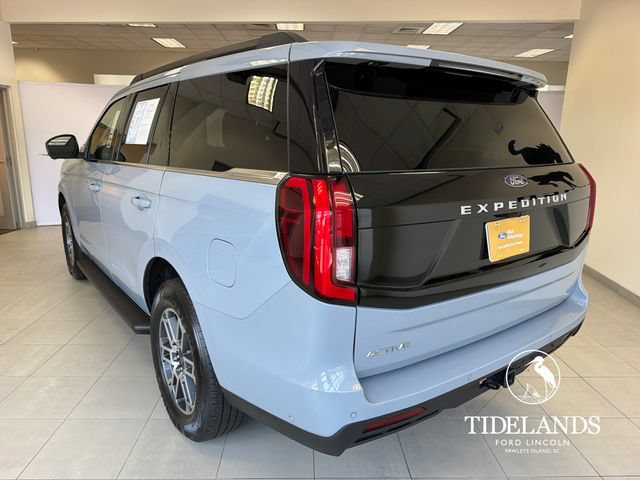 Certified 2025 Ford Expedition Active RWD image 6