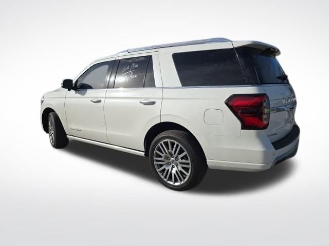 Certified 2022 Ford Expedition Platinum image 3