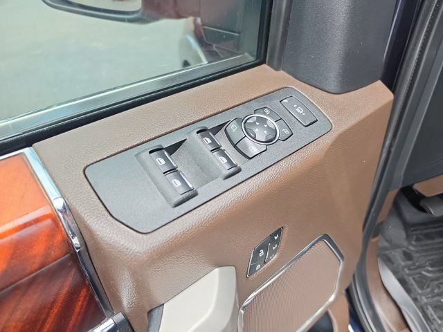 Certified 2021 Ford F250 King Ranch w/ King Ranch Ultimate Package AWD/4WD image 19