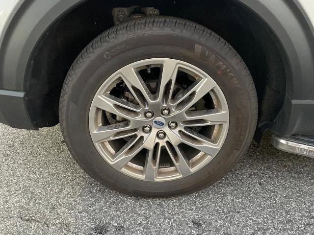 Certified 2025 Ford Explorer Active w/ Active Comfort Package image 9