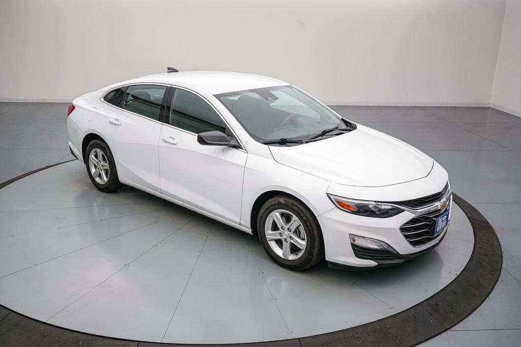 Used 2024 Chevrolet Malibu LS FWD video 2