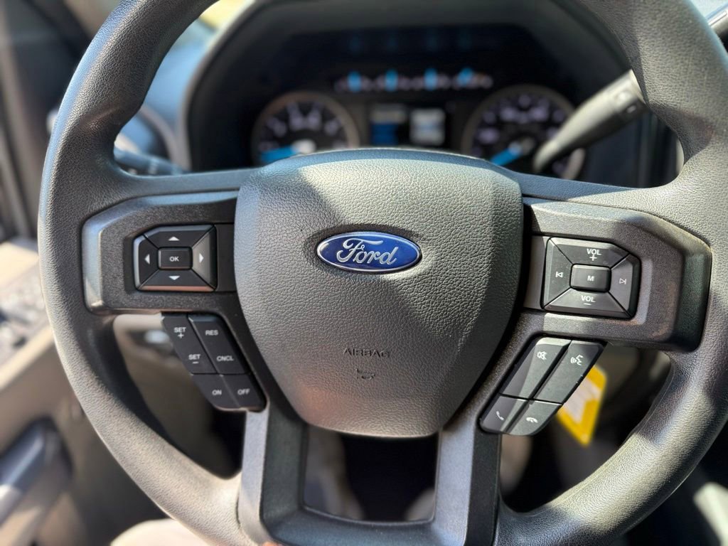 Certified 2022 Ford F250 XLT w/ XLT Premium Package AWD/4WD image 26