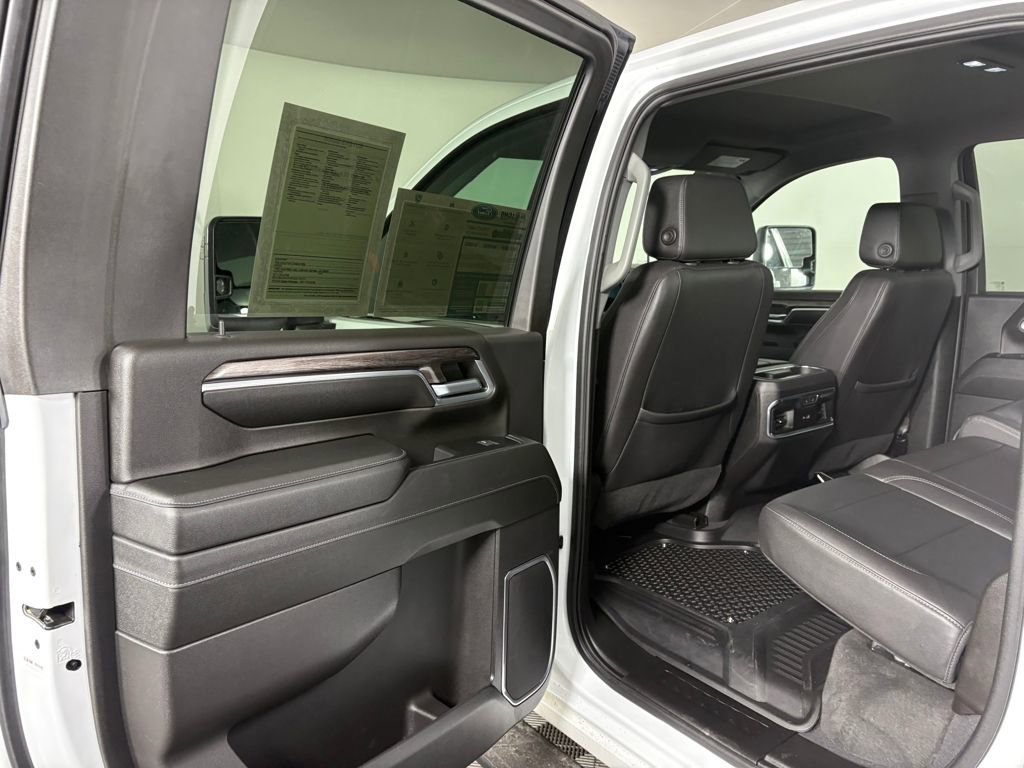 Used 2024 Chevrolet Silverado 2500 LTZ w/ LTZ Premium Package image 29