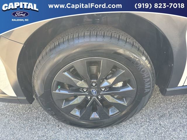 Used 2025 Subaru Outback Onyx Edition AWD/4WD image 13