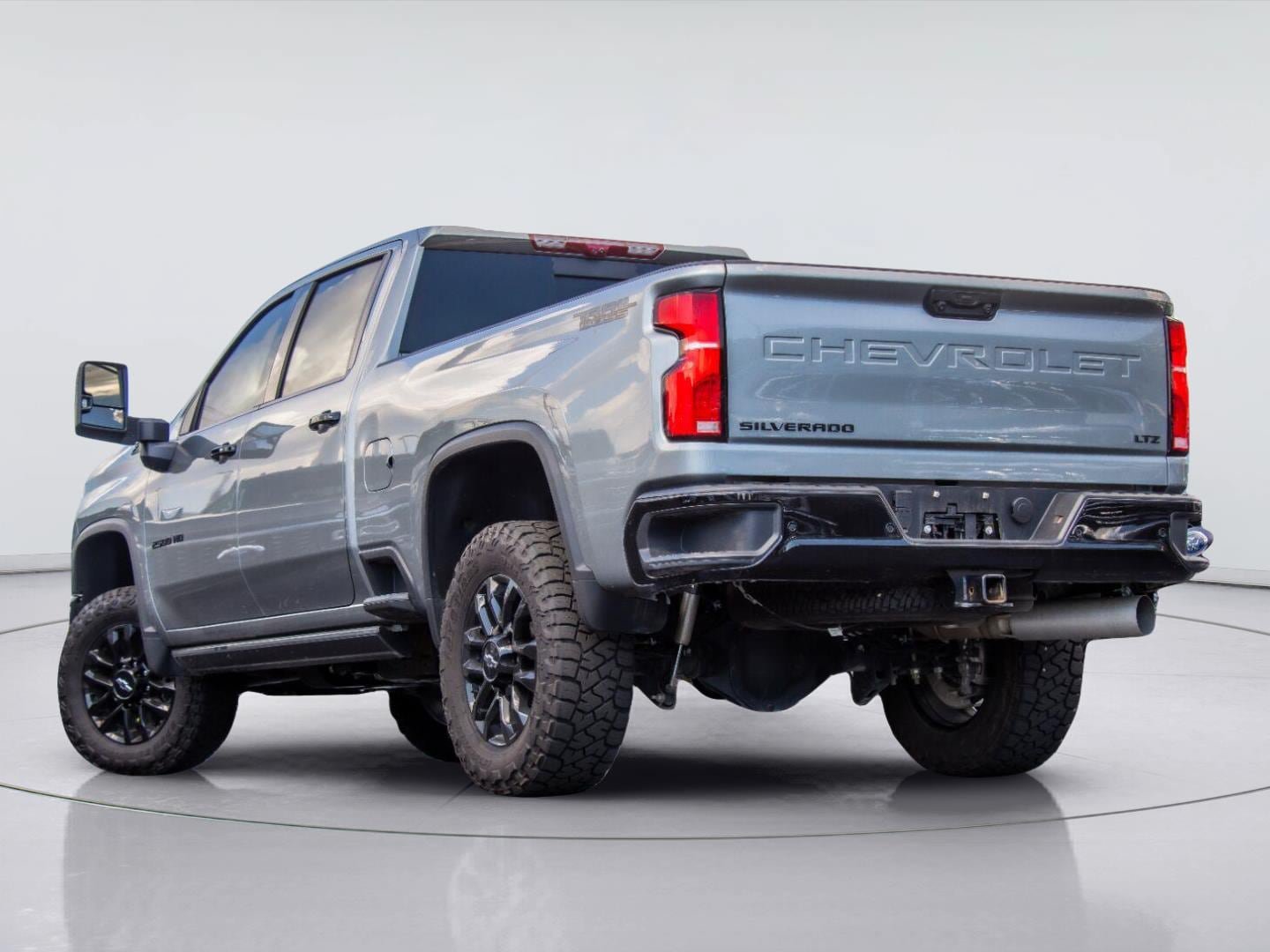Used 2026 Chevrolet Silverado 2500 LTZ w/ Trail Boss Package AWD/4WD image 3