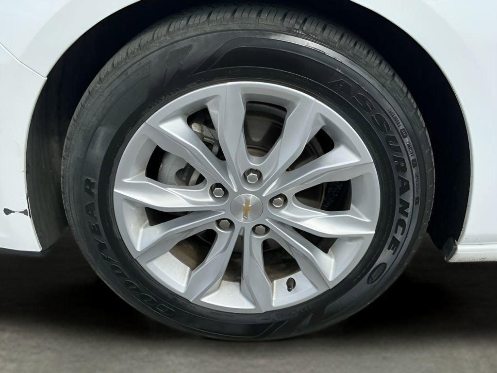 Used 2024 Chevrolet Malibu LT image 24