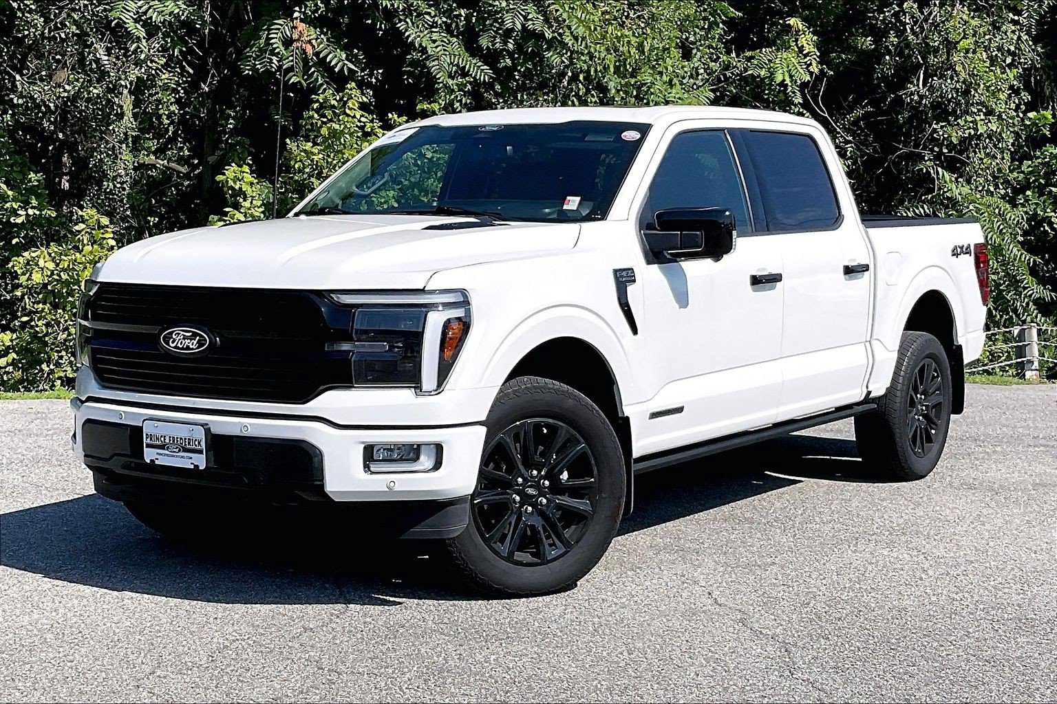 Certified 2025 Ford F150 Platinum w/ Equipment Group 702A High AWD/4WD image 3