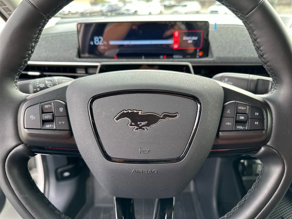Certified 2025 Ford Mustang Mach-E Premium image 24