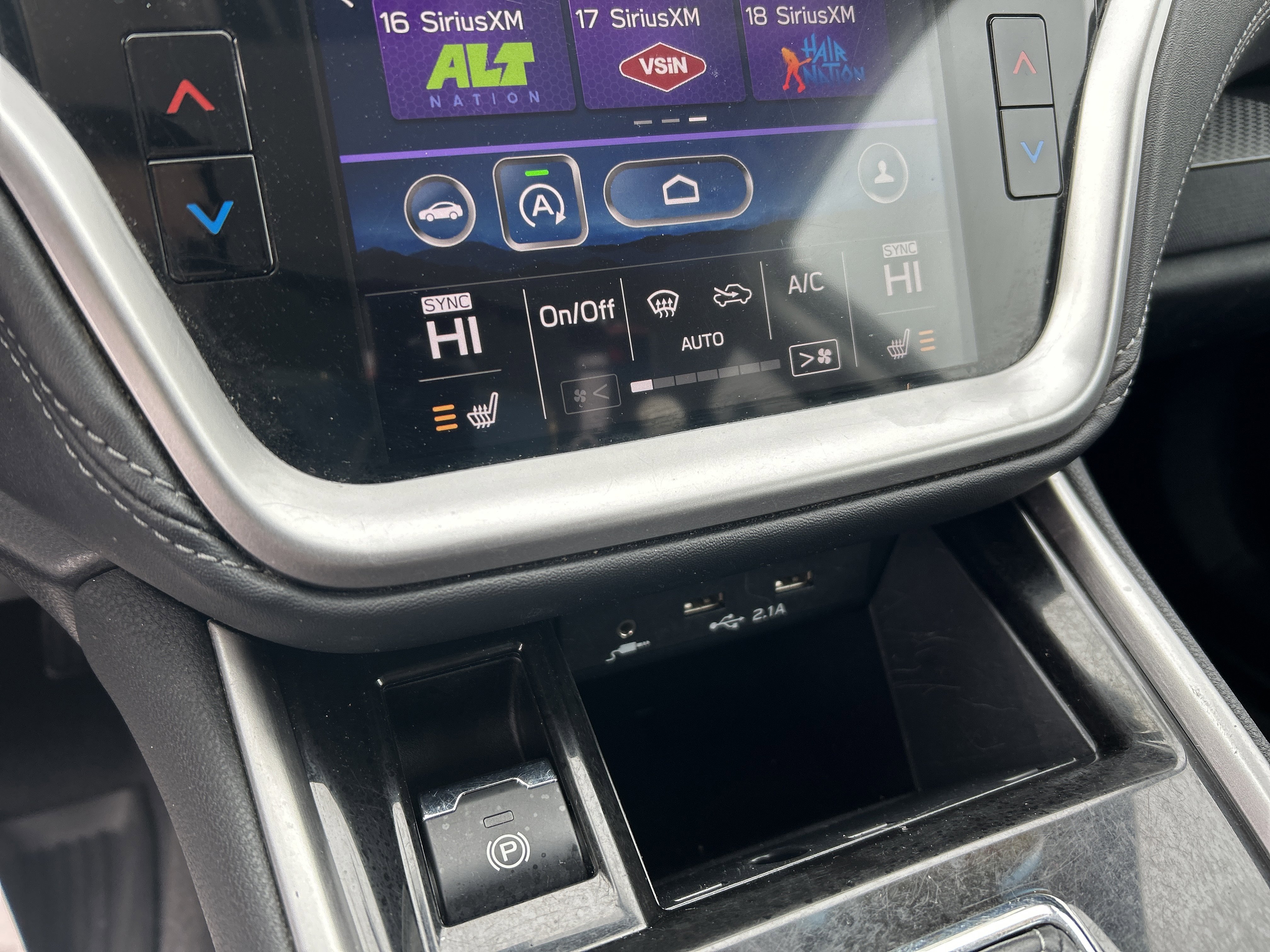 Used 2021 Subaru Outback Premium image 21