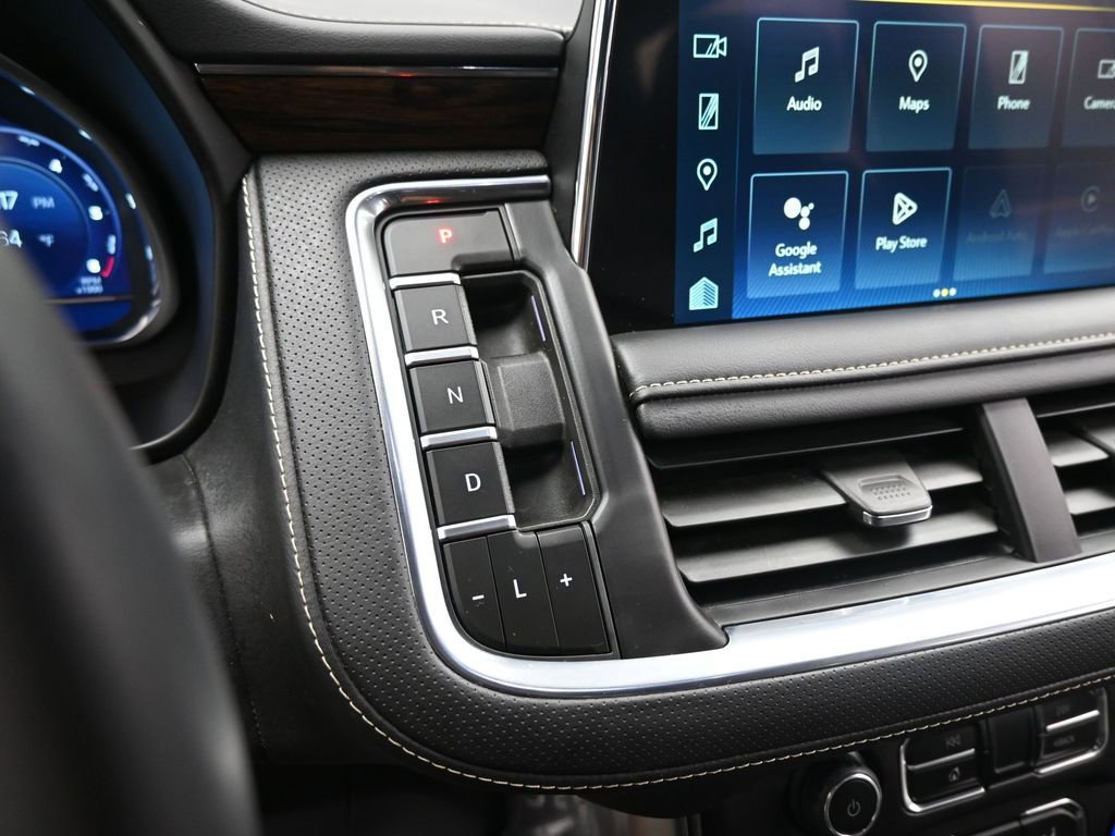 Used 2023 Chevrolet Suburban Premier image 15