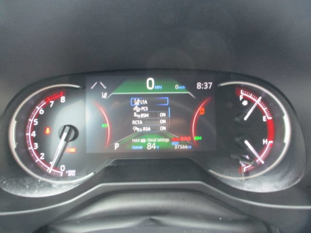 Used 2024 Toyota RAV4 XLE FWD image 15