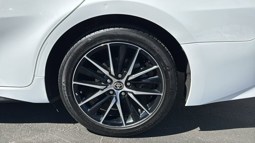 Used 2021 Toyota Camry SE w/ Convenience Package image 8