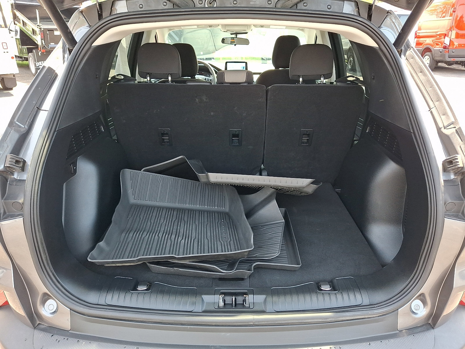 Certified 2022 Ford Escape SE w/ SE Sport Appearance Package AWD/4WD image 29