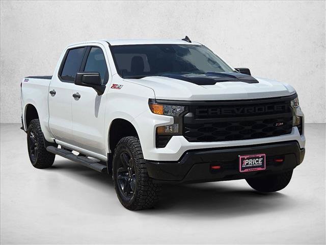 Used 2025 Chevrolet Silverado 1500 Custom Trail Boss AWD/4WD image 3