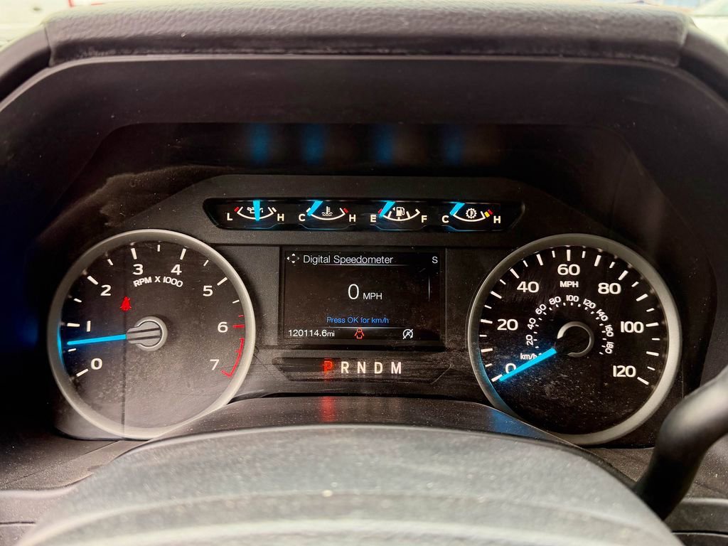 Certified 2017 Ford F150 XLT w/ Equipment Group 302A Luxury image 26