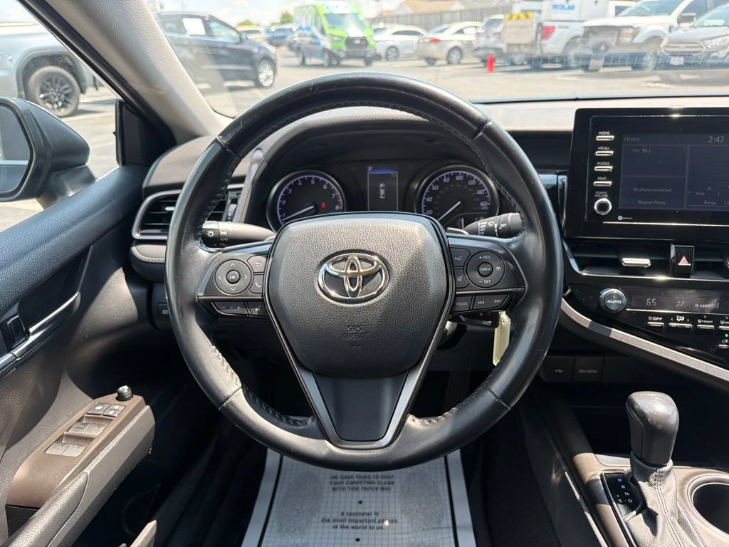 Used 2021 Toyota Camry SE FWD image 19