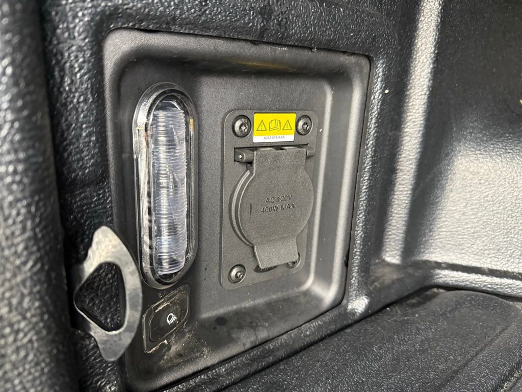 Certified 2024 Ford Maverick XLT w/ XLT Luxury Package image 35