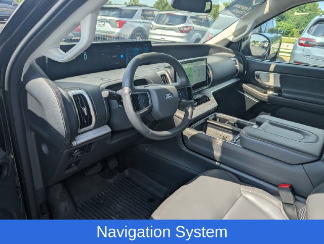 Certified 2025 Ford Expedition Active AWD/4WD image 14