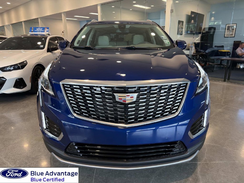 Used 2025 Cadillac XT5 Premium Luxury FWD image 4
