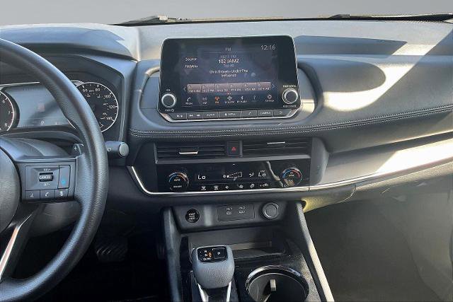 Used 2024 Nissan Rogue SV AWD/4WD image 6