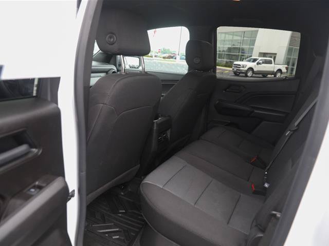 Used 2026 Chevrolet Colorado W/T AWD/4WD image 24