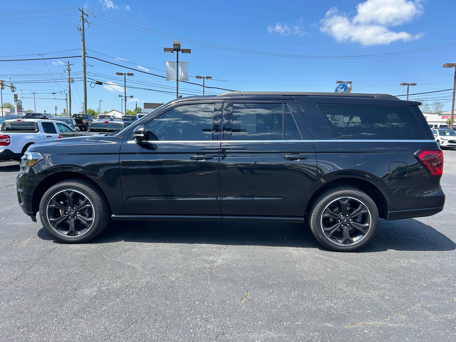 Certified 2022 Ford Expedition Max Limited AWD/4WD image 8