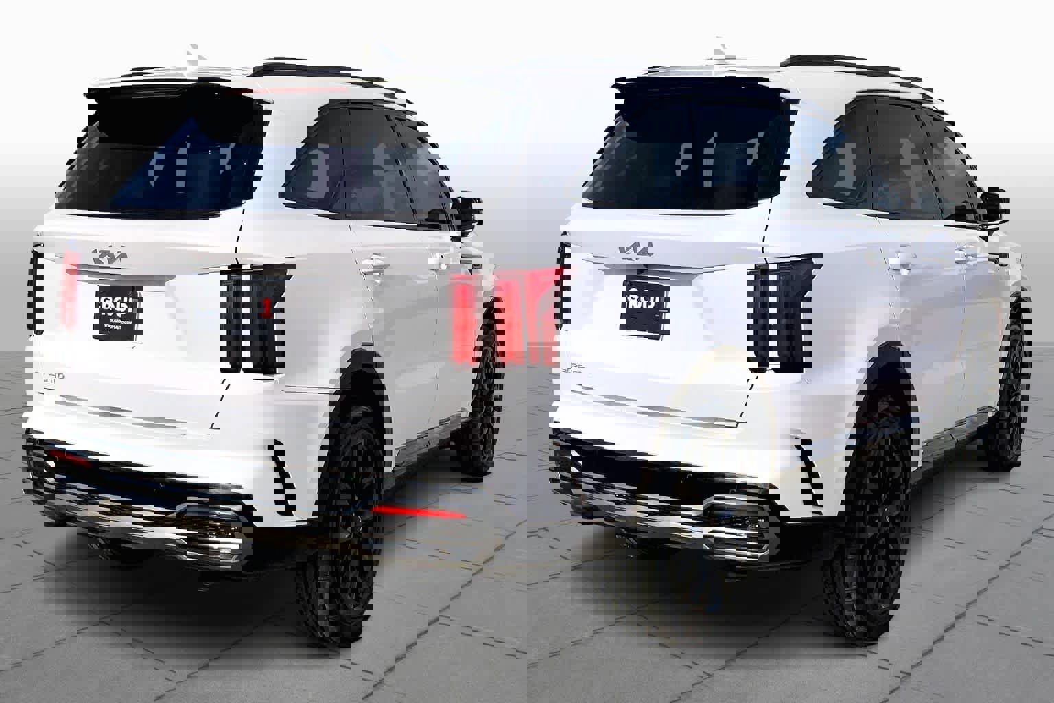 Used 2023 Kia Sorento SX image 3