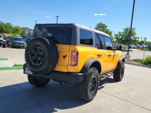 Certified 2022 Ford Bronco Wildtrak AWD/4WD image 3