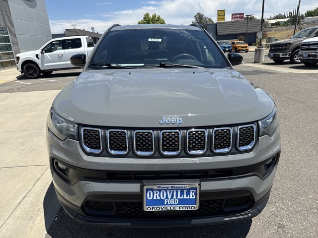 Used 2024 Jeep Grand Cherokee Limited 4xe AWD/4WD image 8