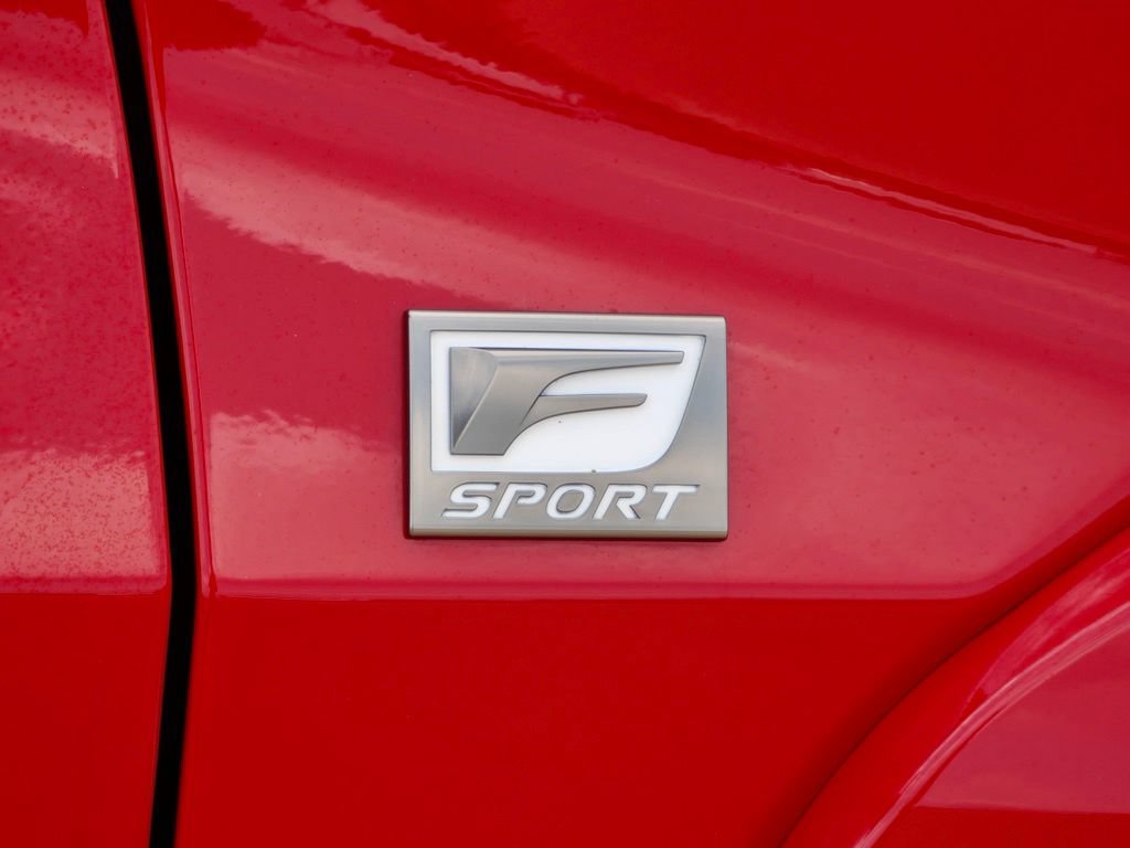Used 2023 Lexus UX 250h F Sport FWD image 9