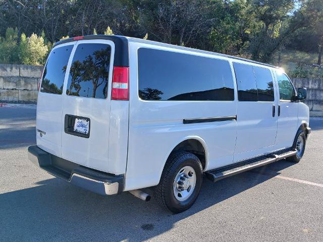 Used 2019 Chevrolet Express 3500 LT w/ LT Preferred Equipment Group RWD image 3