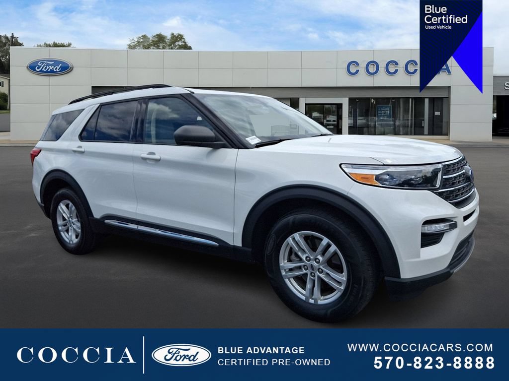 Certified 2023 Ford Explorer XLT w/ Equipment Group 202A AWD/4WD image 3