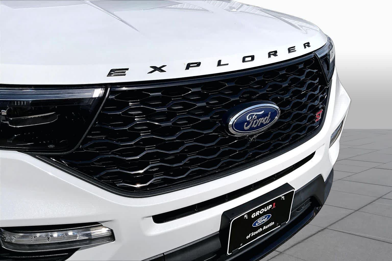 Certified 2023 Ford Explorer ST w/ Equipment Group 401A AWD/4WD image 30