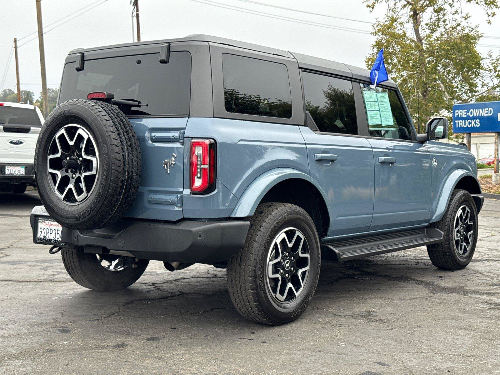 Certified 2025 Ford Bronco Outer Banks AWD/4WD image 8